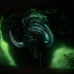 elefánt festmény sötétben